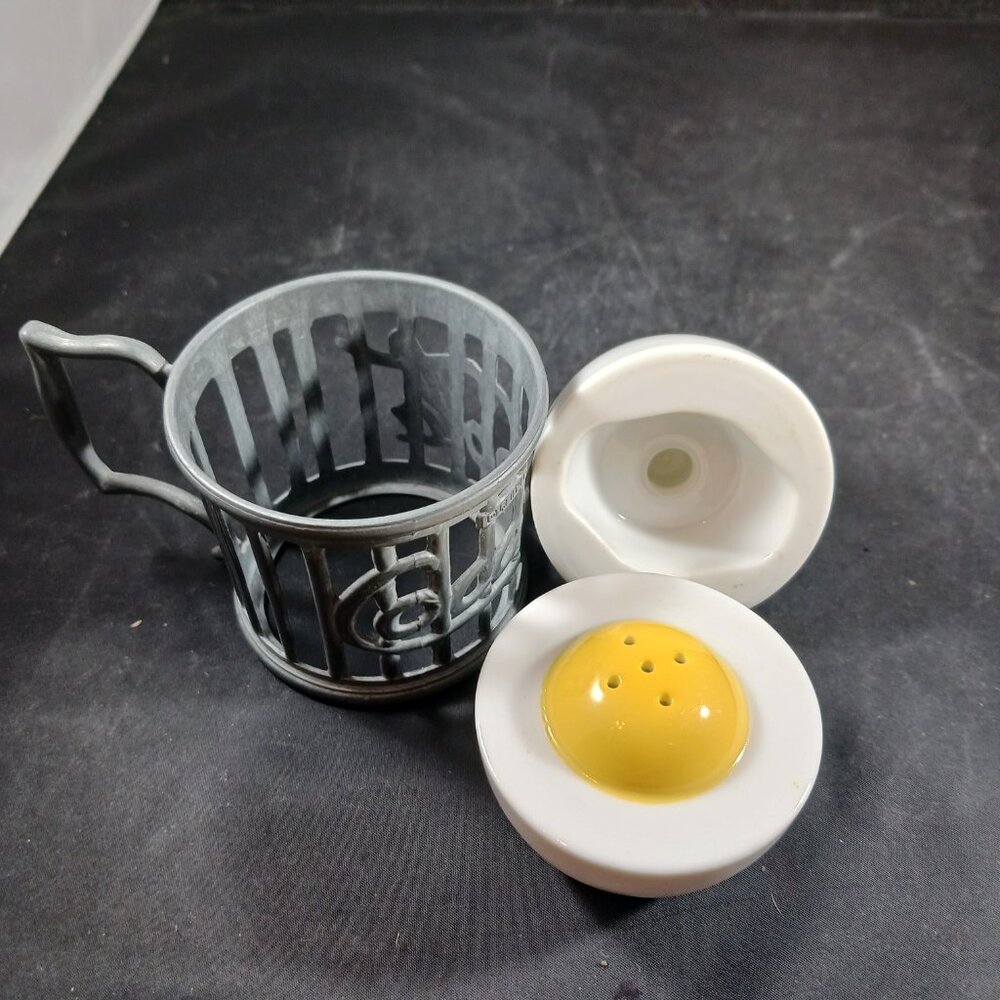Vintage Ceramic Farm Fresh Hard Boiled Egg Salt & Pepper Shaker Avon